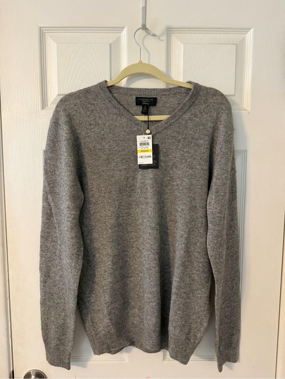 Club Room Men's Gray V-Neck Sweater